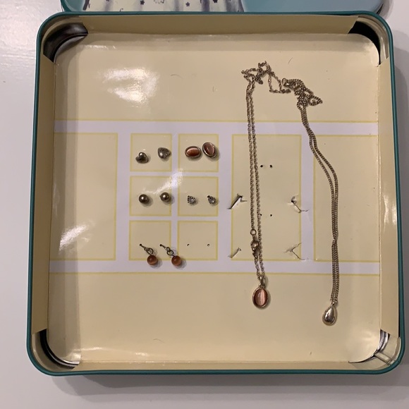 Gift set in collector tin - Picture 2 of 4